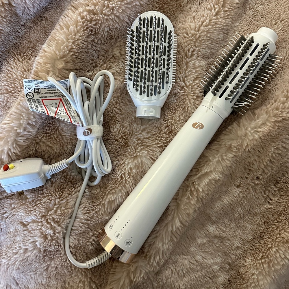 LIKE NEW ▫️ T3 Airebrush Duo Dual Attachment Blow Dry Brush